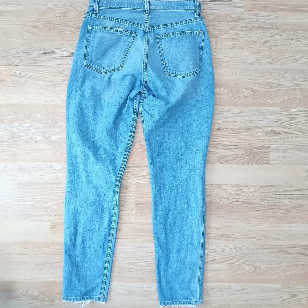 Reformation Melissa High Rise Skinny Distressed Jeans in Savu Wash Size 28 - Picture 6 of 9